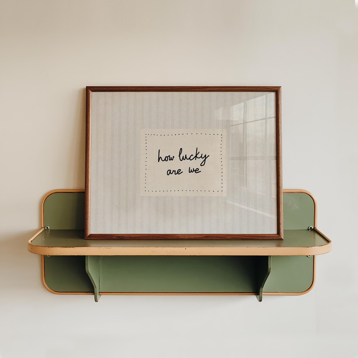 لوحة فنية حديثة وبسيطة بتصميم  - مراجعة Home Decor Quotes وسعره